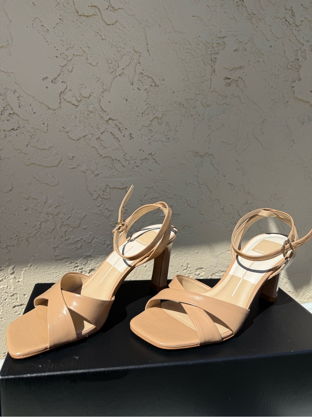 DOLCE VITA LEATHER Tan Strappy Block Heel Sandals